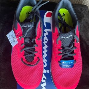 Champion athletic shoes, light, bright and beautiful!